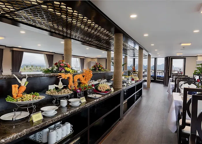 Midori Preminum Cruise In Bay Botel Ha Long